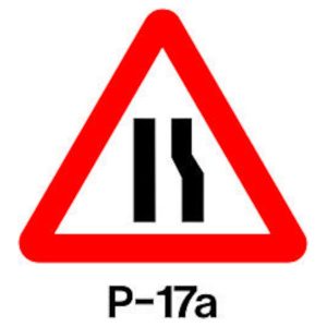 Triangle estrenyiment de calçada per la dreta - Rètols Daunis